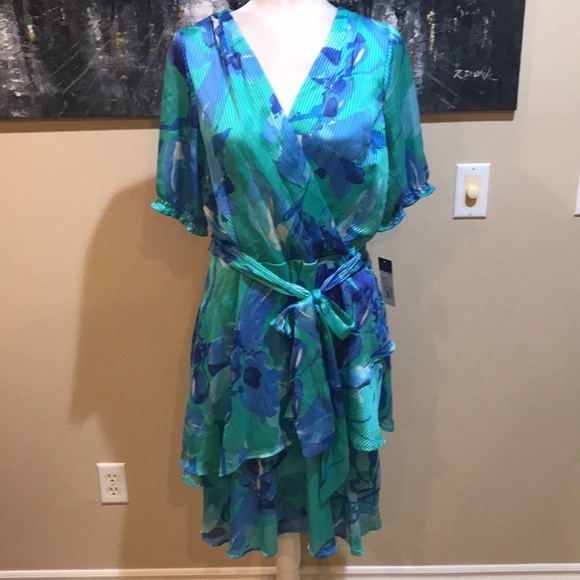 NWT Tahari Shadow Stripe Ruffle Wrap Dress with Tie Waist-Size 12 - Picture 1 of 9